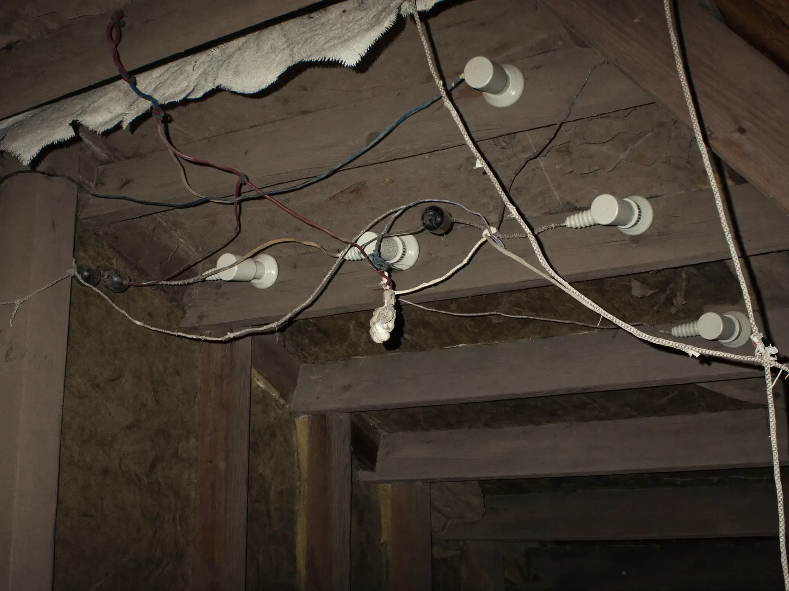 Old Wiring → Safe Wiring — before